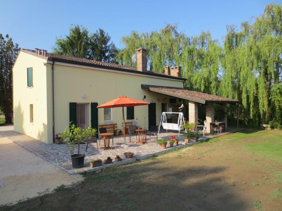 Отель Borgo Tarapino Феррара Экстерьер фото